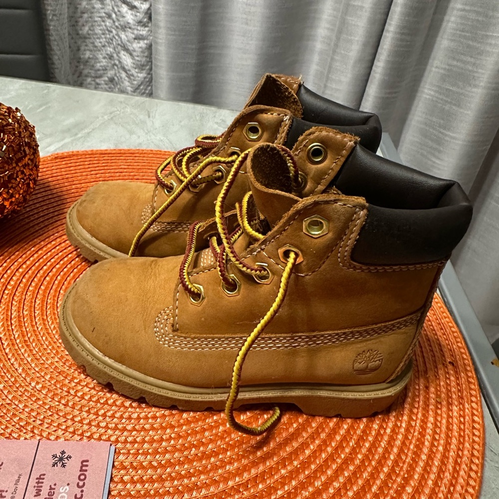 Timberland boots child size 8 toddler